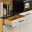 Ver imagem 4 de Armário de Cozinha Grazi Compacta com 4 Portas e 1 Gaveta Ripado Off