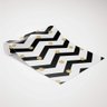 Papel de Parede Chevron Preto e Branco com Poás Dourados-60x300cm - 2