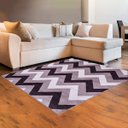 Ver imagem 2 de Tapete Retangular para Sala 133x190 Cm Reinassance Zig Zag Veludo Bege Cinza - Clicklar