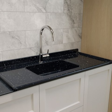 Pia de Cozinha Mármore Sintético Cuba Fibra 55x120cm:preto