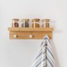 Prateleira de bambu com 3 ganchos de metal - Oikos - 5