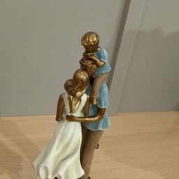Família com 3 Meninos Escultura Decorativa Estatueta Resina - 4