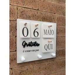 Calendário Decorativo de Parede com Portas Chave:branco - 1
