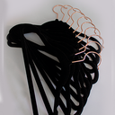 Ver imagem 5 de Cabide de Veludo Infantil - Preto com Gancho Rose Gold - 30 Cm - Fixel Kids - Caixa - 100 Unidades