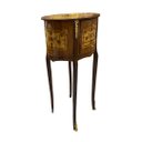 Ver imagem 5 de Mesa de Cabeceira em Madeira com Marchetaria com Detalhes em Bronze a: 70cm L:40cm P: 30cm
