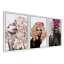 Ver imagem 1 de Kit 3 Quadros Decorativos 30x45 Mulheres Rosto Flores Rosas Arte na Arte Moldura Branca