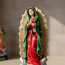 Ver imagem 2 de Imagem de Nossa Senhora de Guadalupe de Borracha Inquebrável - 22 cm