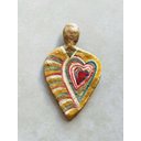 Ver imagem 1 de Escultura Anjo Coração em Barro. Artesanal. Pintado a Mão. para Pendurar