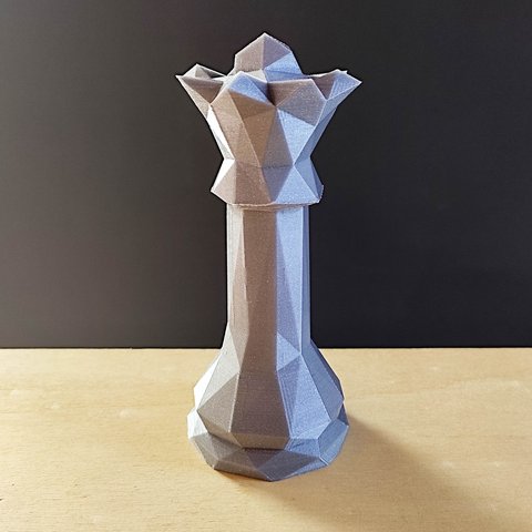 Rainha - Peça Decorativa De Xadrez , Estatueta 13.5 Cm De Altura - Toque 3D:Cinza