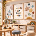 Ver imagem 3 de Kit 3 Quadros Infantil Astronauta Espaço Quarto Bebê Menino 40x60 Moldura Madeira NO4