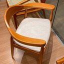 Ver imagem 3 de Cadeira para Mesa de Jantar Mady 64cm Madeira Maciça com Braço | Linho Off White - Sallar Home