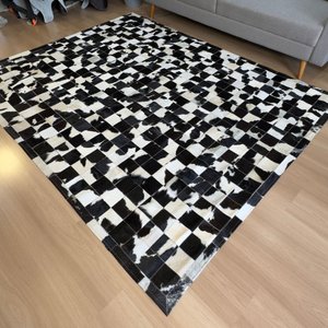 Tapete de Couro Preto e Branco Quadriculado 200x250 Placa de 10cm