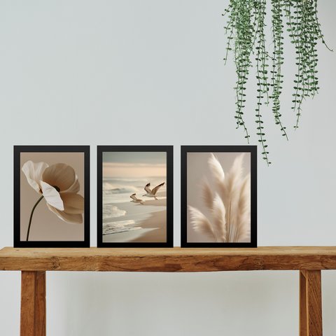 Kit 3 Quadros Fotos Suaves Bege para Sala ou Quarto 24x18cm - com Vidro:moldura Preta