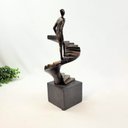 Ver imagem 4 de Escultura Homem Subindo Escada Bronze 34x14x14cm