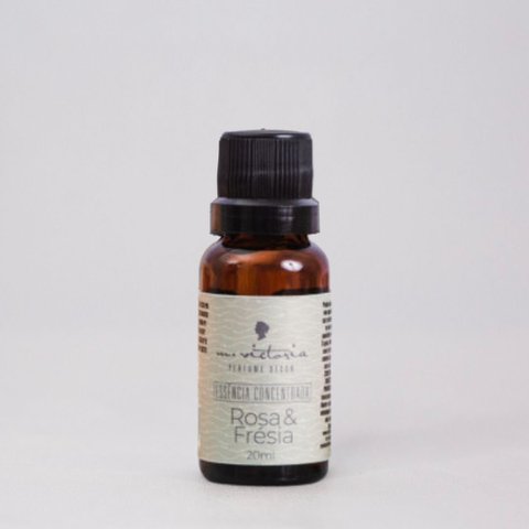 Essência 20ml Rosa e Fresia M.Victoria