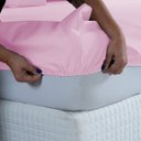 Ver imagem 2 de Lençol de Solteiro Avulso com Elástico Premium Micro Percal 400 Fios Liso Rosa