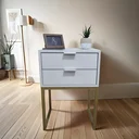 Ver imagem 2 de Kit 2 Mesas de Cabeceira Off White Industrial Eco 40cm com 2 Gavetas Base Dourada - Enviamos Montado