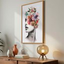 Ver imagem 1 de Quadro Decorativo Coleção Florais - Mulher Floral Cor:moldura Freijo;título:40x60 com Vidro Acrílico