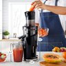 Elite Gourmet Juicer Cold Press com Chute de 3" para Frutas Inteiras (preto) - 6