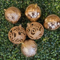 Conjunto 15 Bolas Natal Textura Rena e Folhagens Champanhe Luxo 8cm e 10cm - Master Christmas - 2