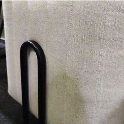 Puff Realeza Decorativo com Linho Cinza e Pés Preto - 5