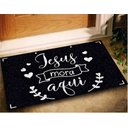 Ver imagem 1 de Tapete Capacho Jesus Mora Aqui 60x40 Fé Casa Entrada Lar