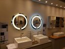 Ver mais imagens de Espelho jateado Redondo 60cm com LED frio TOUCH