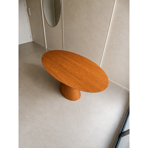 Mesa de Jantar Oval 110x70cm em Freijó Melamínico - Base Cone
