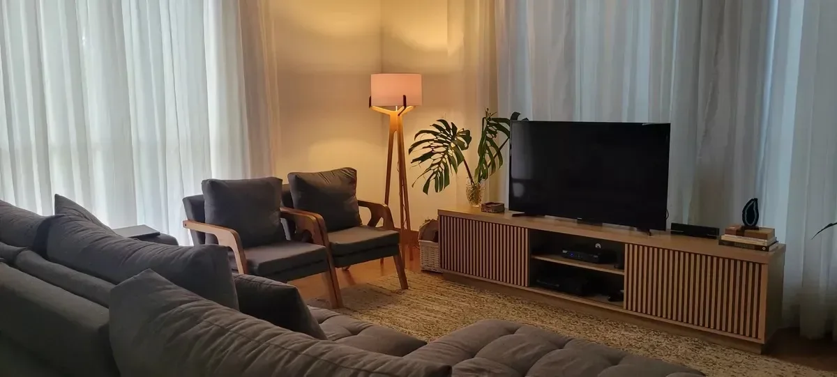Luminária Abajur de Chão Viena Desmontável em Madeira para Sala - 1