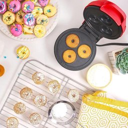 Mini Máquina Donuts Cor Preta Antiaderente Faz 3 Rosquinhas - 6