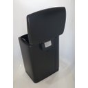 Ver imagem 5 de Lixeira inox com pedal retangular Slim Black Matte 12 litros