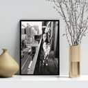 Ver imagem 1 de Quadro Marilyn Monroe com Câmera Fotográfica 24x18cm - com Vidro:moldura Branca