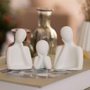 Ver imagem 2 de Estátua Decorativa Família Filho(a) 6cm em Cimento Artesanal Palha