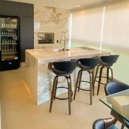 Banqueta para Cozinha Giratória Base de Madeira com Apoio Nicole - 4