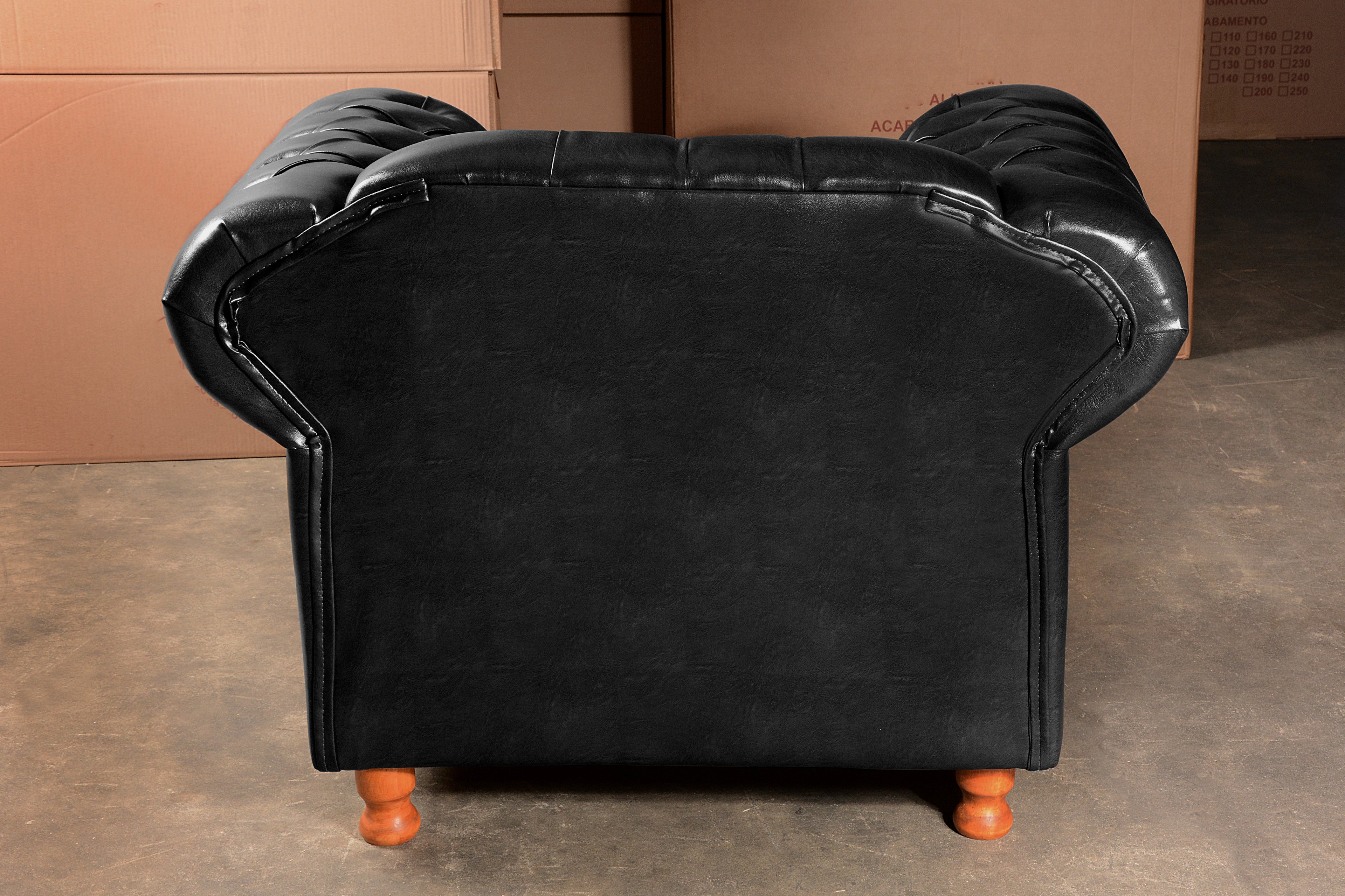 Poltrona Com Puff Capitonê Chesterfield Luís Xv - Couríssimo Preto - 6