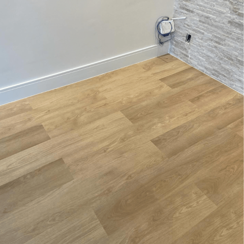 Piso Vinílico Tarkett Injoy 2mm - Gérbera Cx 5,13m²
