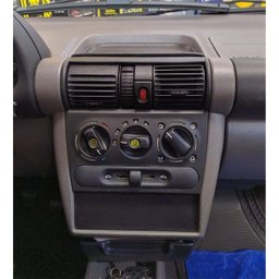 Moldura Multimidia 9 Poleg Gm Corsa Hatch e Sedan Classic Fiamon Moldura Painel Multimidia 9 Poleg G - 4