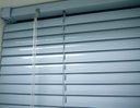 Ver imagem 4 de Persiana Horizontal Aluminio 25mm Azul 60 (L) x 160 (A) cm Cortina e Kit instalação 0,60 x 1,60