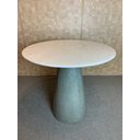 Ver imagem 1 de Mesa de Jantar Cone Cimento Queimado 100 cm Tampo Mármore Branco Extra Personal Decor Mesa de Jantar