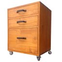 Ver imagem 1 de Gaveteiro de Madeira Pinus com 3 Gavetas e 4 Rodízios Tonalidade Castanheira