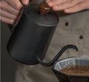 Ver imagem 4 de Chaleira Pescoço de Ganso Aço Inox Preta 550ml Louvre La Nuit - Ilc