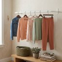 Ver imagem 1 de Kit com Duas Araras Cabideiros Rt Organizador de Cabides Aço Reforçado Loja Closet Quarto