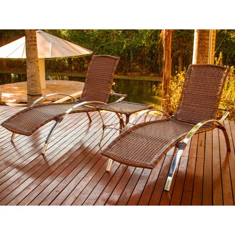 2 Espreguiçadeiras Caiobá e Mesa em Alumínio - Piscina, Jardim - Capuccino