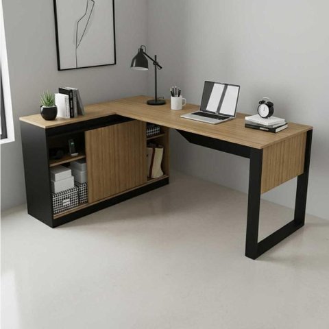 Mesa para Escritório em L Armário Lateral Porta de Correr 2 Nichos MDP 160cm Amêndoa com Preto