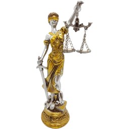 Estátua Dama Da Justiça Têmis Deusa Símbolo Direito 20cm - 1