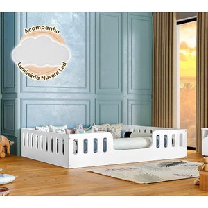 Cama Casal Branca Helo com Cercado Luminária Branco