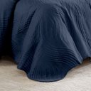 Ver imagem 3 de Colcha Matelassê - Casal - Igris - Geométrico - Marinho - 150 Fios - C/ Porta Travesseiros - Corttex