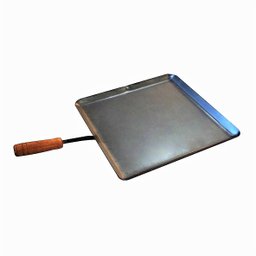 Bifeteira Chapa de Aço Lisa Quadrada Cabo Madeira 20x20cm - 1