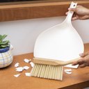 Ver imagem 7 de Escova de bambu e pá para limpeza - Oikos