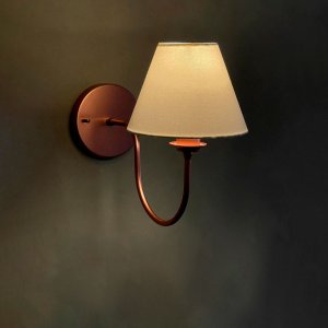 Arandela Luminária Curvada de Parede Rose Gold Alumínio e Bivolt com Cúpula Branco Algodão